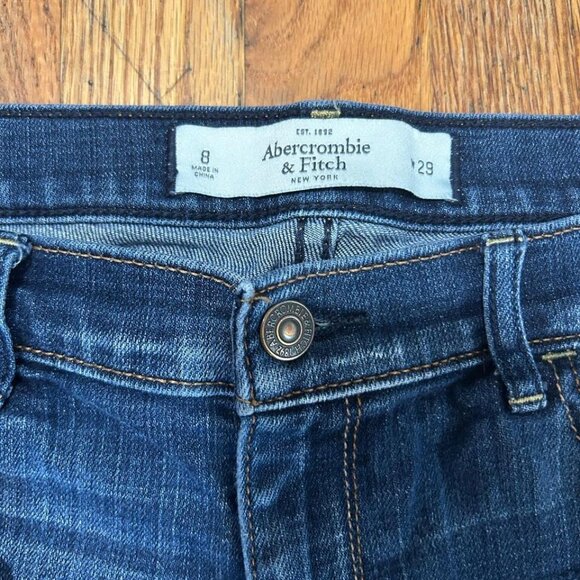 Y2K cute Abercrombie & Fitch blue denim low rise shorts with rolled up bottom - Picture 2 of 7